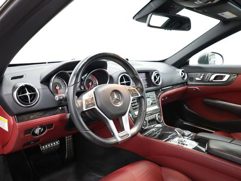 Used 2013 Mercedes-Benz SL 550 image 15