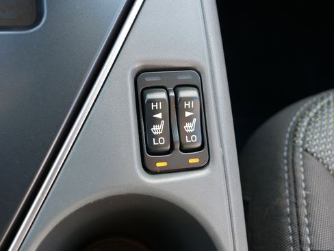 Used 2024 Subaru Crosstrek 2.0i Premium image 28