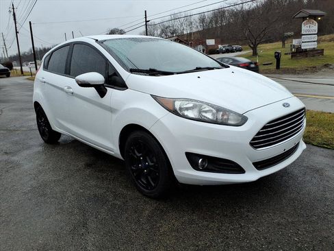 Used 2016 Ford Fiesta SE w/ Cold Weather Package image 1