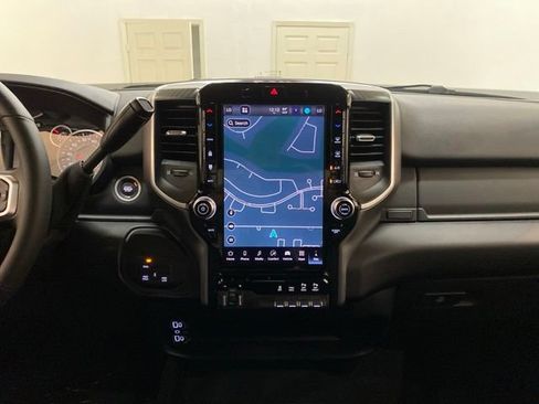 Used 2026 RAM 2500 Big Horn AWD/4WD image 13