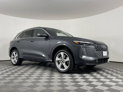 New 2025 Audi Q5 Premium Plus image 19