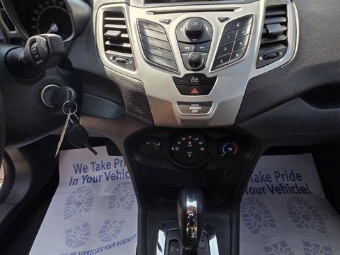 Used 2013 Ford Fiesta SE w/ Super Fuel Economy Pkg FWD image 24