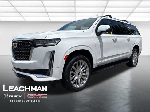 Certified 2021 Cadillac Escalade ESV Premium Luxury AWD/4WD image 9