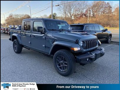 New 2026 Jeep Gladiator Sport