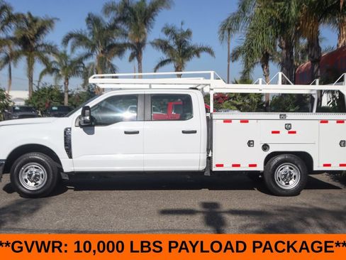 Used 2023 Ford F250 XL w/ XL Chrome Package RWD image 4
