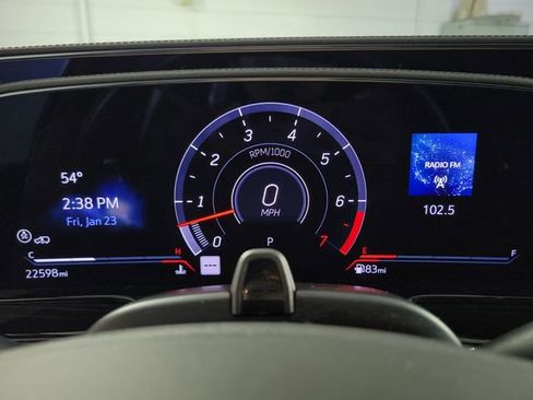 Used 2024 Cadillac Escalade ESV V image 21