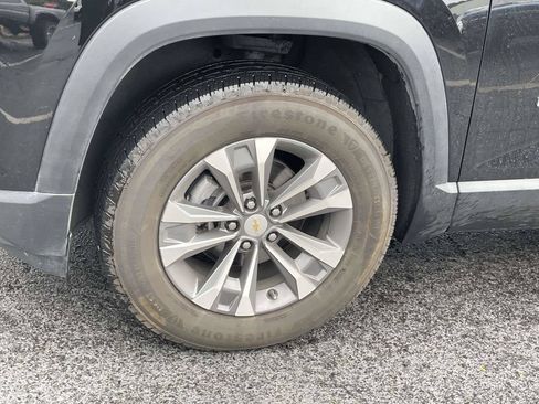 Used 2025 Chevrolet Equinox LT w/ Safety and Technology Package FWD image 12