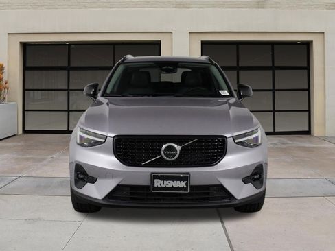 Certified 2026 Volvo XC40 B5 Ultra w/ Climate Package AWD/4WD image 6