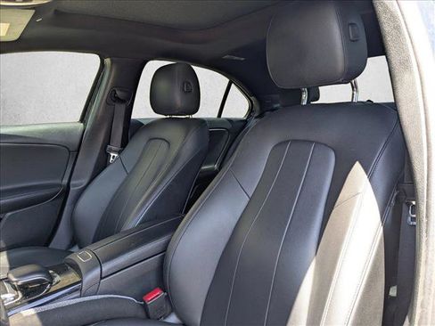 Used 2019 Mercedes-Benz A 220 image 9