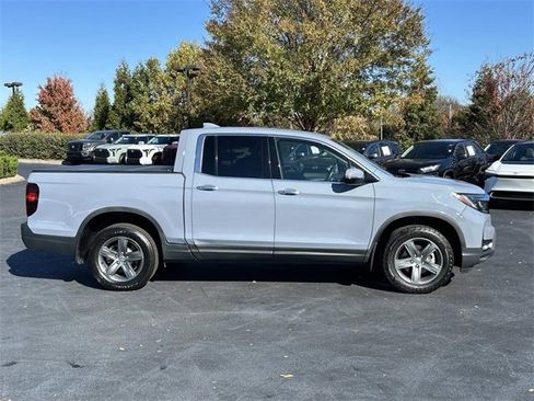 Used 2023 Honda Ridgeline RTL-E image 3