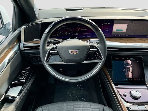 New 2026 Cadillac Escalade Platinum Sport w/ LPO, ONYX Package AWD/4WD image 26