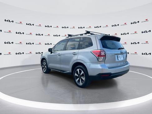 Used 2018 Subaru Forester 2.5i Limited image 6