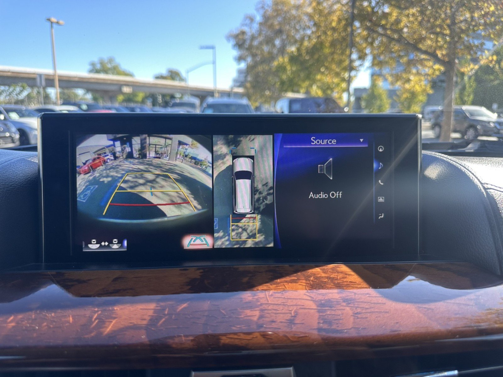 Used 2017 Lexus LX 570 4WD image 26