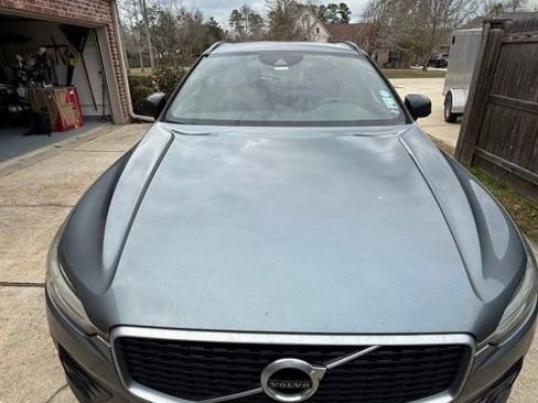 Used 2020 Volvo XC60 T5 R-Design w/ Protection Package Premier image 4