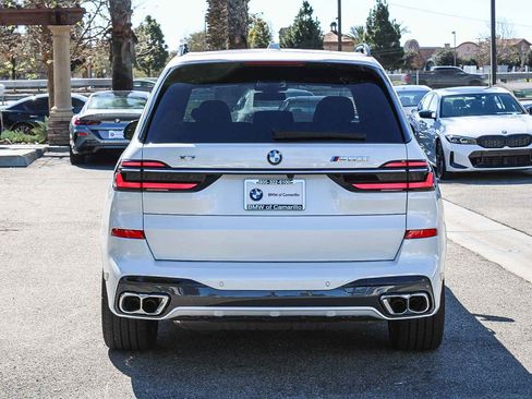New 2025 BMW X7 M60i image 5