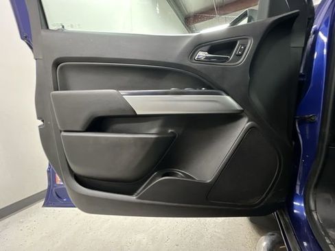 Used 2017 Chevrolet Colorado LT w/ LT Convenience Package image 20