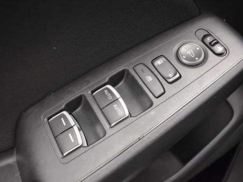 Used 2022 Honda Civic Sport image 17