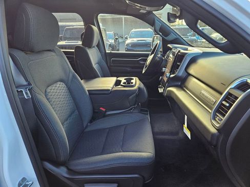New 2026 RAM 1500 Big Horn AWD/4WD image 18