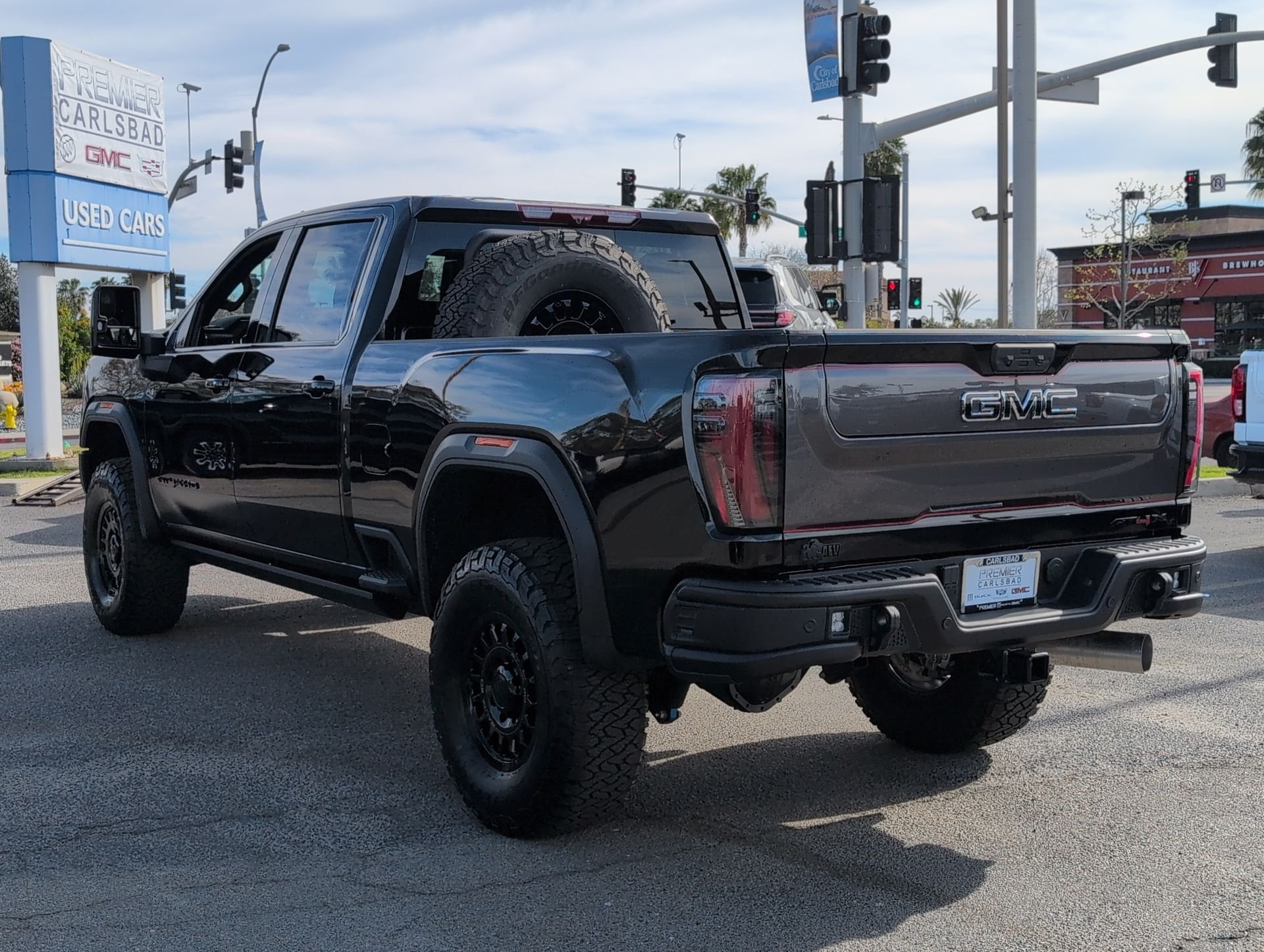 New 2026 GMC Sierra 2500 AT4X w/ AT4X AEV Edition AWD/4WD image 67