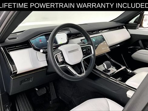 Used 2024 Land Rover Range Rover Sport SE AWD/4WD image 17