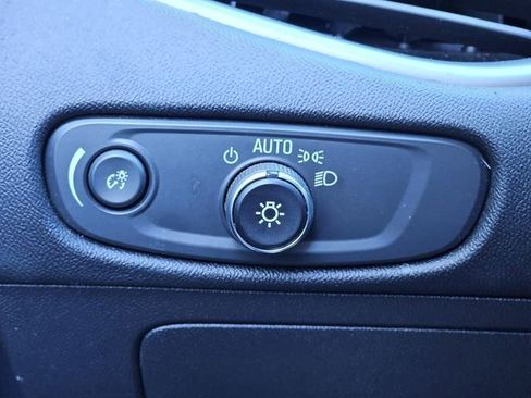 Used 2024 Chevrolet Malibu LT FWD image 20