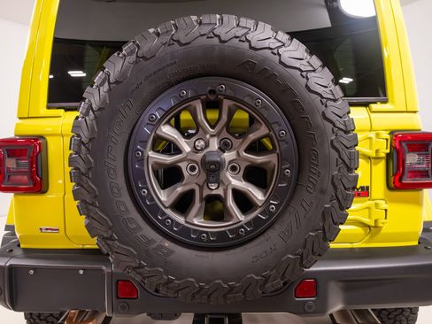 Used 2023 Jeep Wrangler Unlimited Rubicon 392 w/ Trailer Tow Package AWD/4WD image 42