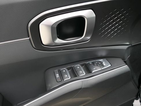 New 2026 Kia Sorento S FWD image 39