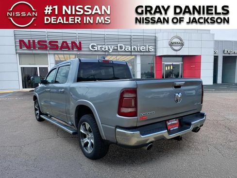 Used 2019 RAM 1500 Laramie AWD/4WD image 5