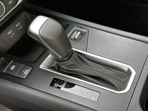 New 2026 Nissan Kicks S image 31