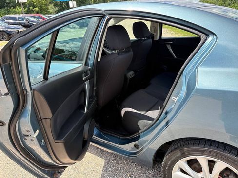 Used 2010 MAZDA MAZDA3 s Sport FWD image 12