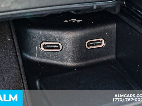 Used 2024 Mercedes-Benz GLE 450 4MATIC w/ AMG Line Exterior image 41