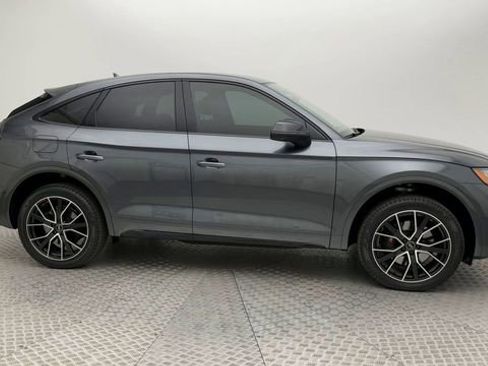 Used 2024 Audi SQ5 Premium Plus image 9
