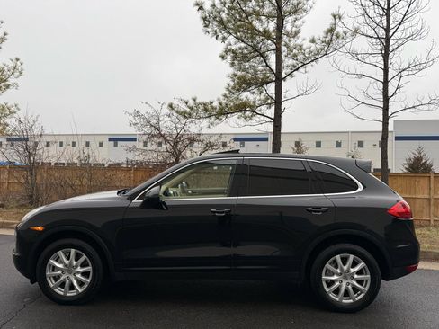 Used 2012 Porsche Cayenne AWD/4WD image 9