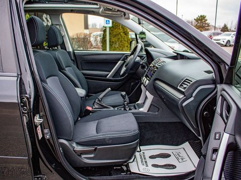 Used 2017 Subaru Forester 2.5i Premium image 20