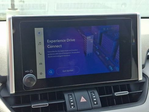 Used 2025 Toyota RAV4 XLE Premium image 17