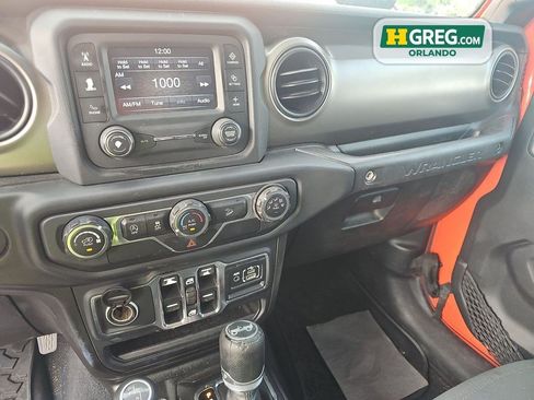 Used 2019 Jeep Wrangler Unlimited Sport S AWD/4WD image 13
