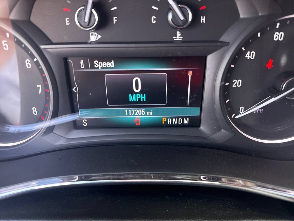 Used 2017 Buick Encore Essence FWD image 19