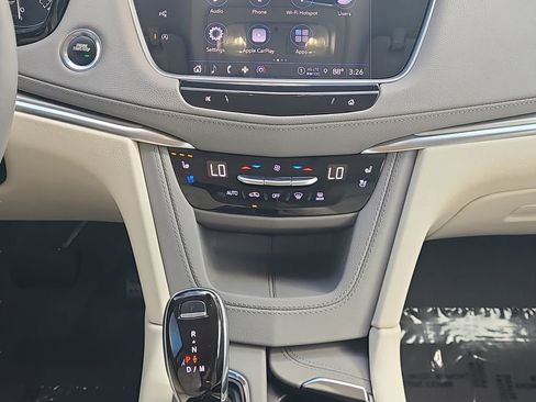 Used 2022 Cadillac XT5 Premium Luxury w/ Technology Package image 21