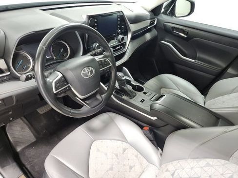 Used 2022 Toyota Highlander Bronze Edition image 29
