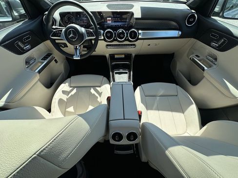 New 2026 Mercedes-Benz GLB 250 image 27