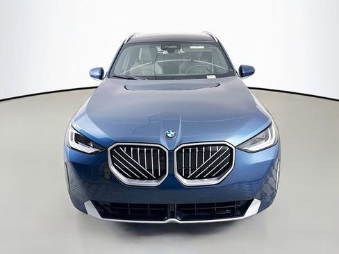 New 2026 BMW X3 xDrive30 w/ Premium Package image 2
