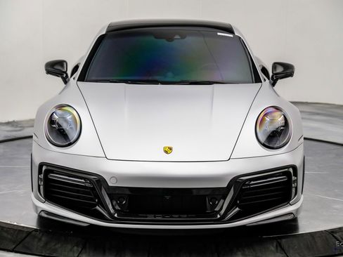Used 2021 Porsche 911 Turbo S image 31