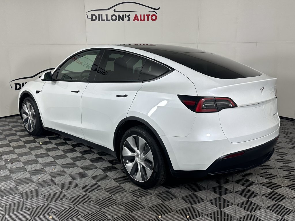 Used 2022 Tesla Model Y Long Range AWD/4WD image 6