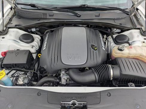 Used 2020 Dodge Charger R/T w/ Blacktop Package image 22