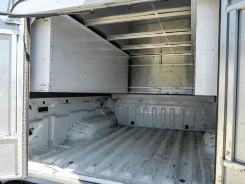 Used 2022 Nissan Frontier S image 49