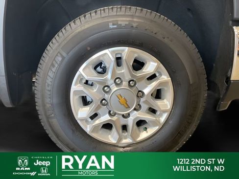 Used 2025 Chevrolet Silverado 2500 LT w/ All Star Edition AWD/4WD image 46