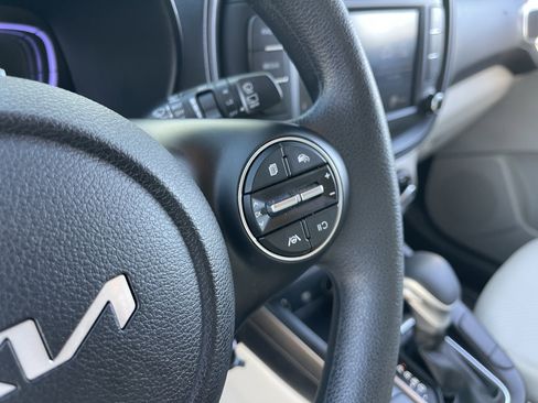 Certified 2025 Kia Soul LX FWD image 24