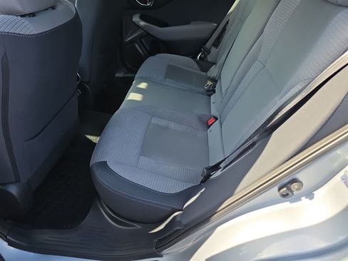 Used 2024 Subaru Outback Premium AWD/4WD image 18