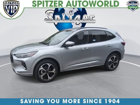 Used 2023 Ford Escape ST-Line Elite w/ Premium Technology Package AWD/4WD image 4