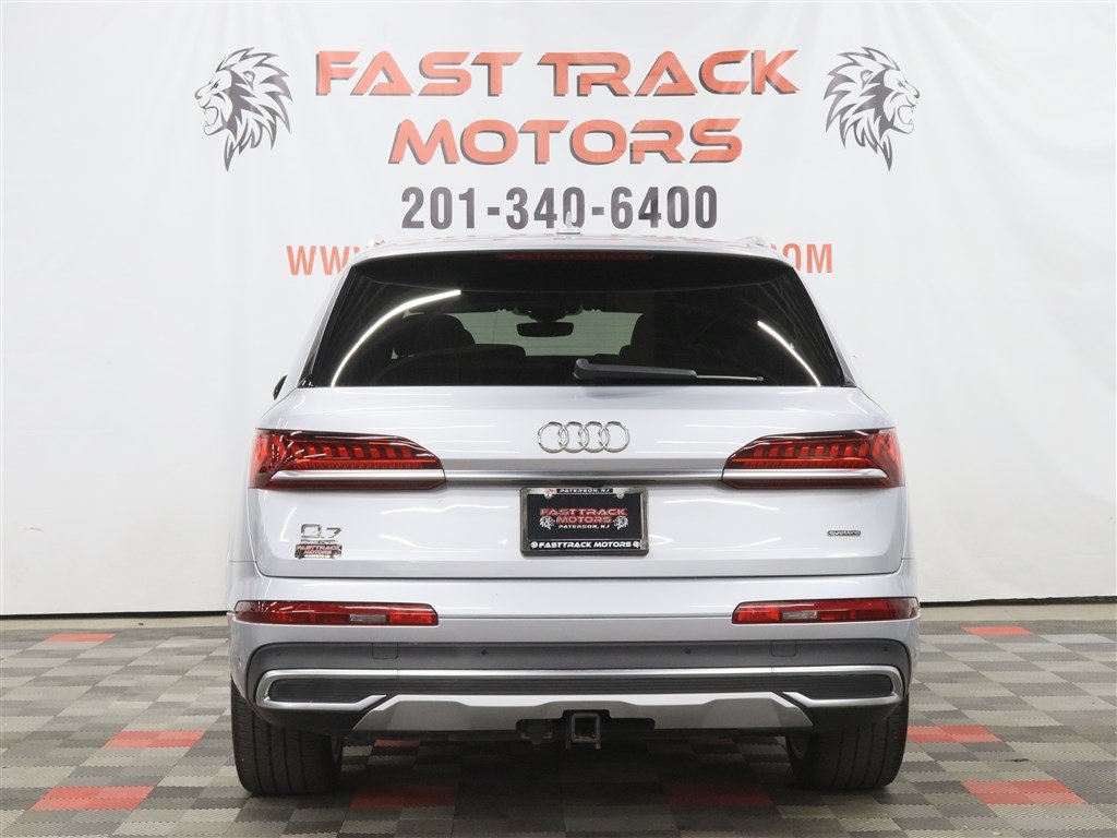 Used 2021 Audi Q7 3.0T Prestige AWD/4WD image 5